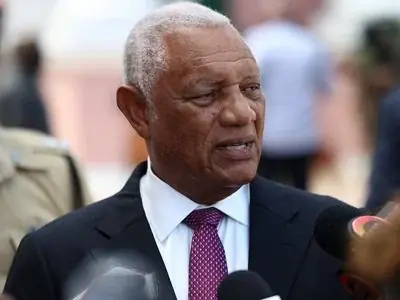 Bahamas: Former PM Perry Christie recovering after heart procedure