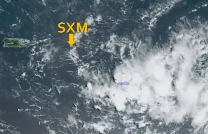 Sint Maarten closes schools amid tropical storm warning; PM urges public to prepare