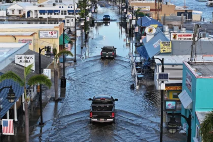 Flooding in Tampa Bay area as Hurricane Helene impacts Florida.