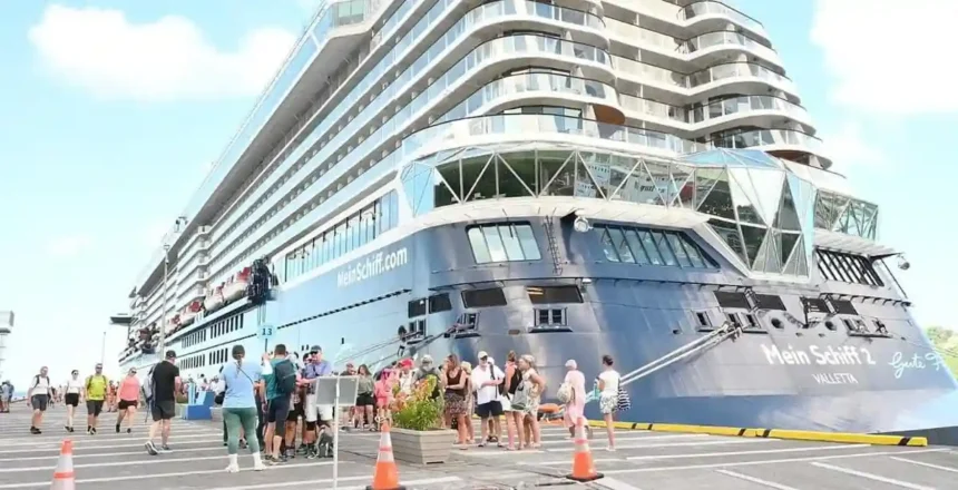 St Vincent and the Grenadines gears up for successful cruise season with 375 scheduled calls